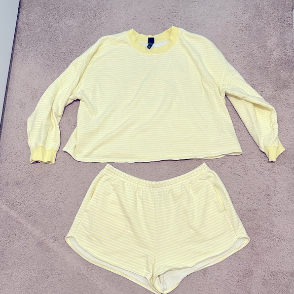 wild fable Tops - Wild Fable Yellow Striped Lounge Set